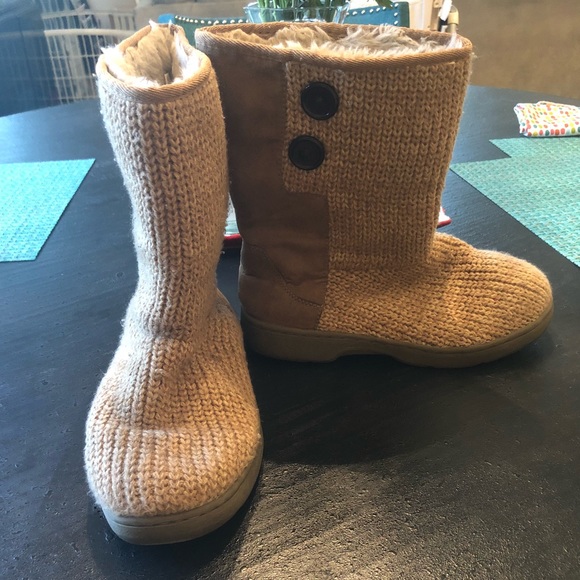airwalk sweater boots